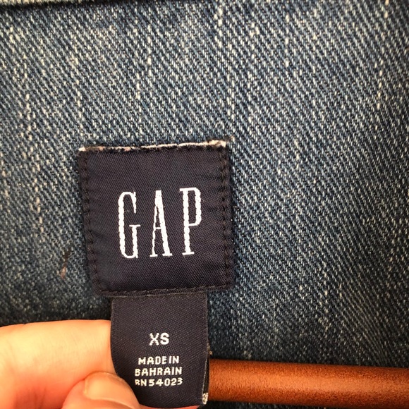 Gap 1969 distressed denim jacket Xs from 2011 bronze buttons! - Picture 12 of 14